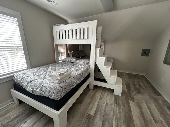 საძინებელი 3