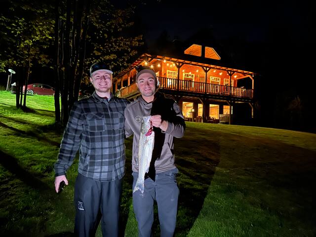 Cast Away Grand Lodge….luxury 4 bedroom w/hot tub gallery image 5