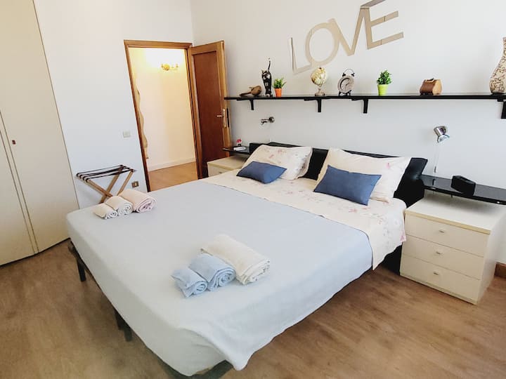 Florence Flat, Easy Parking, City Center, Airport - Florence