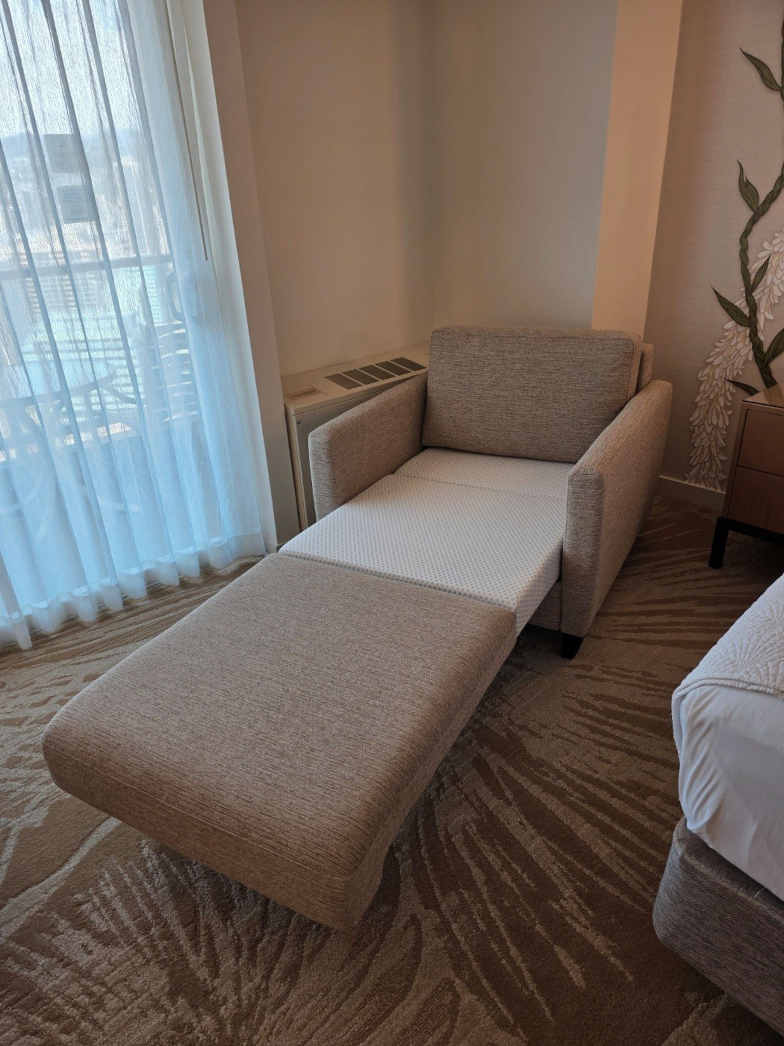 Condo in Honolulu · ★4.93 · 1 bedroom · 2 beds · 1 private bath - Image 15