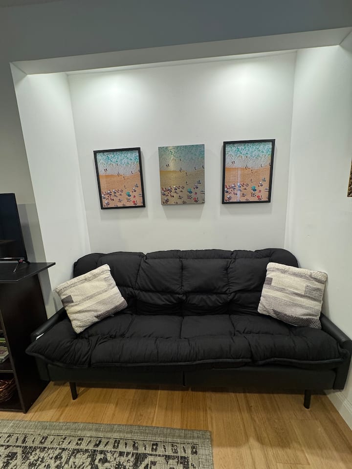 “Golden Acorn”private Studio Apartment - Retreat - Lake Arrowhead, Baiting Hollow