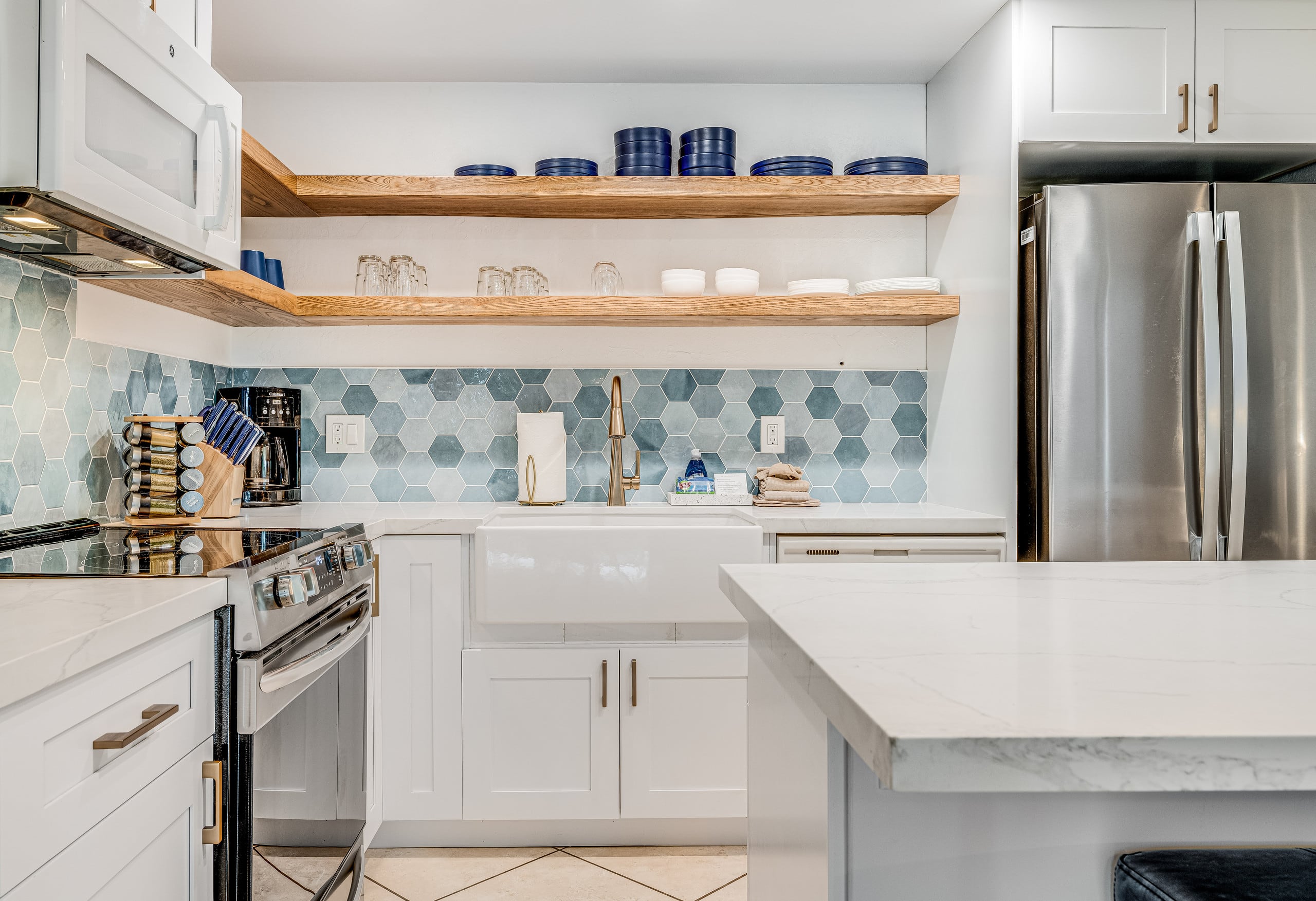 Condo in Kihei · ★5.0 · 1 bedroom · 2 beds · 1.5 baths - Image 14