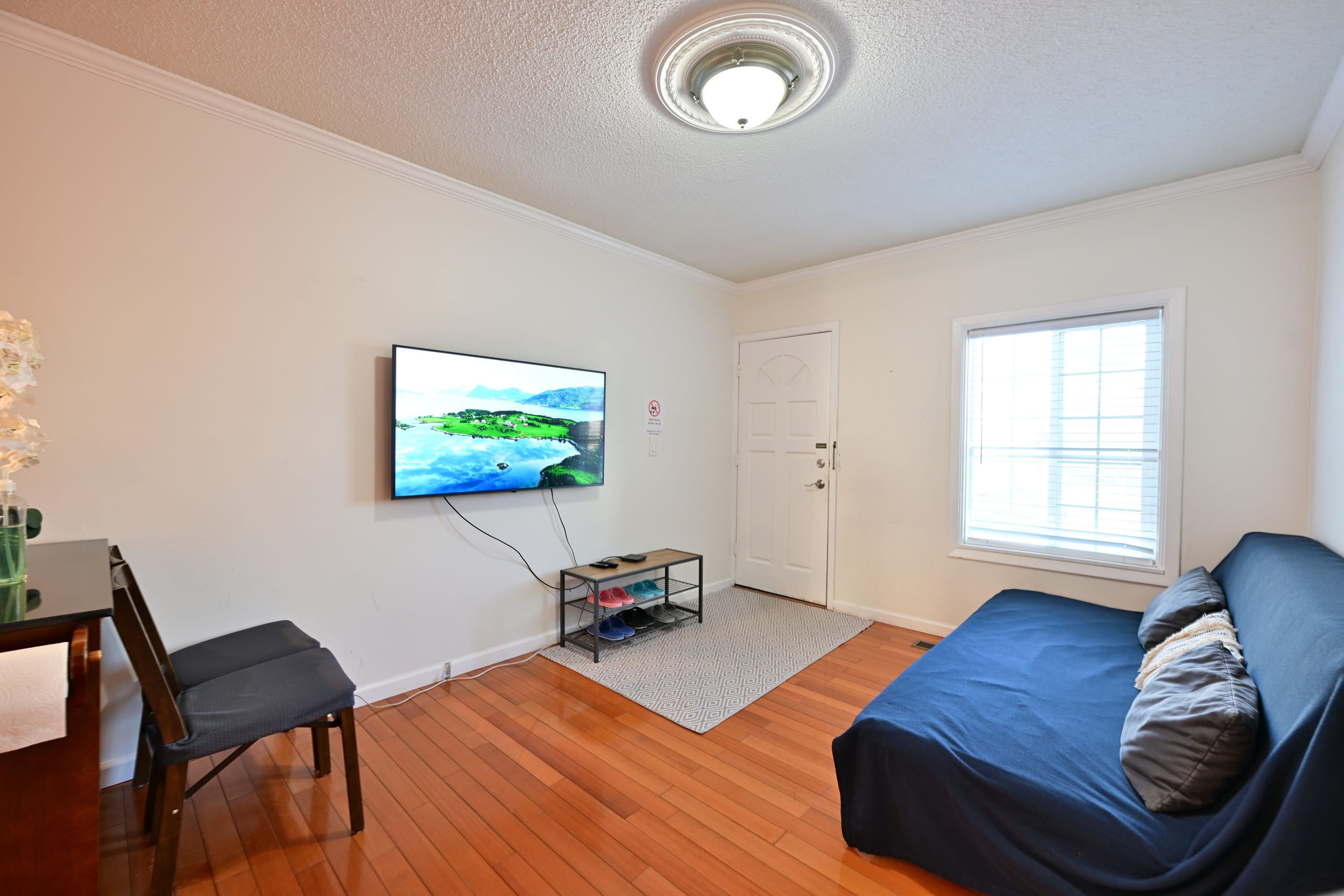 Home in San Francisco · ★4.73 · 2 bedrooms · 2 beds · 1 bath - Image 3
