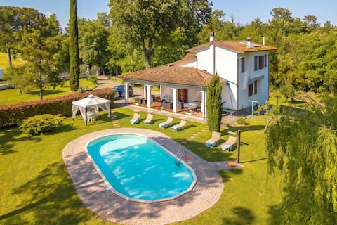Villa Cerbaie - by Happy Rentals