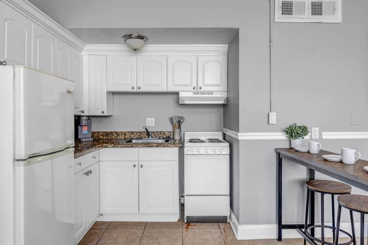 Luxurious Apartment / Downtown Jacksonville - Jacksonville, FL