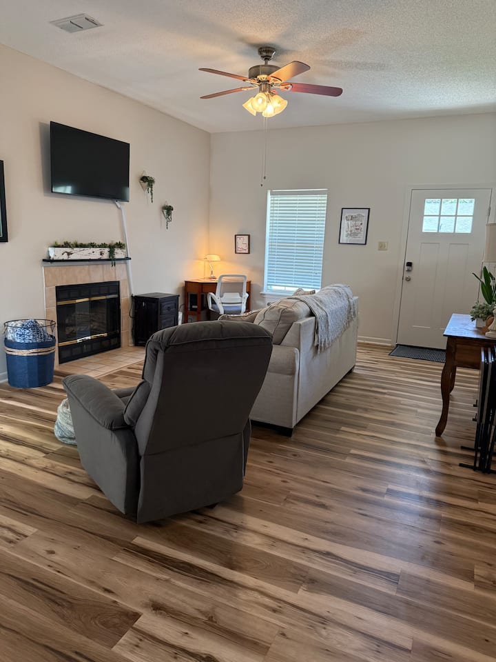 Cozy & Convenient! - Ruston