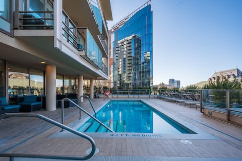 Waterfalls Hotel – 15th Floor City Retreat