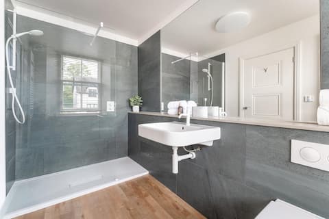 Osprey, Bowness, Sleeps 2, Perfect for couples