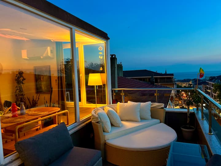 Sea-View Terrace | 2BR/2BA | Bostancı