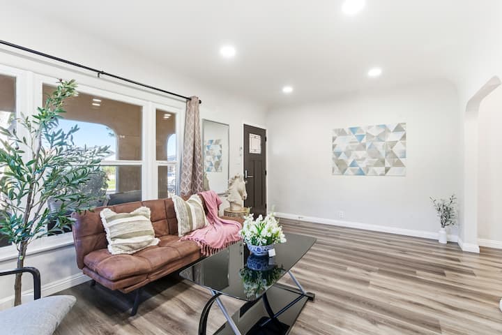 Remodeled Prime Location Kingbed Private Entrance! - Montebello, CA