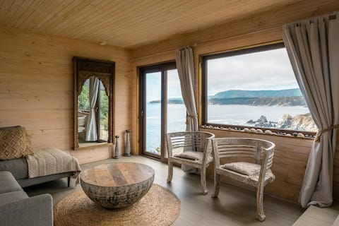 Successful Airbnb property: A beautiful oceanfront house, surrounded by nature in Casablanca