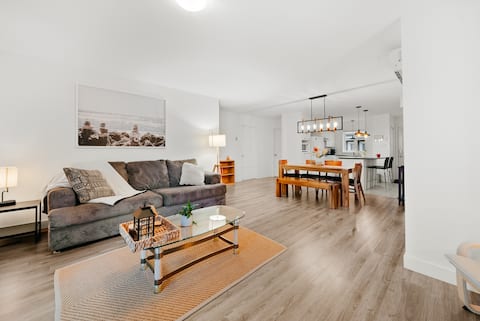 The BeachHouse Victo💫 Grand Apartment is in a good location.