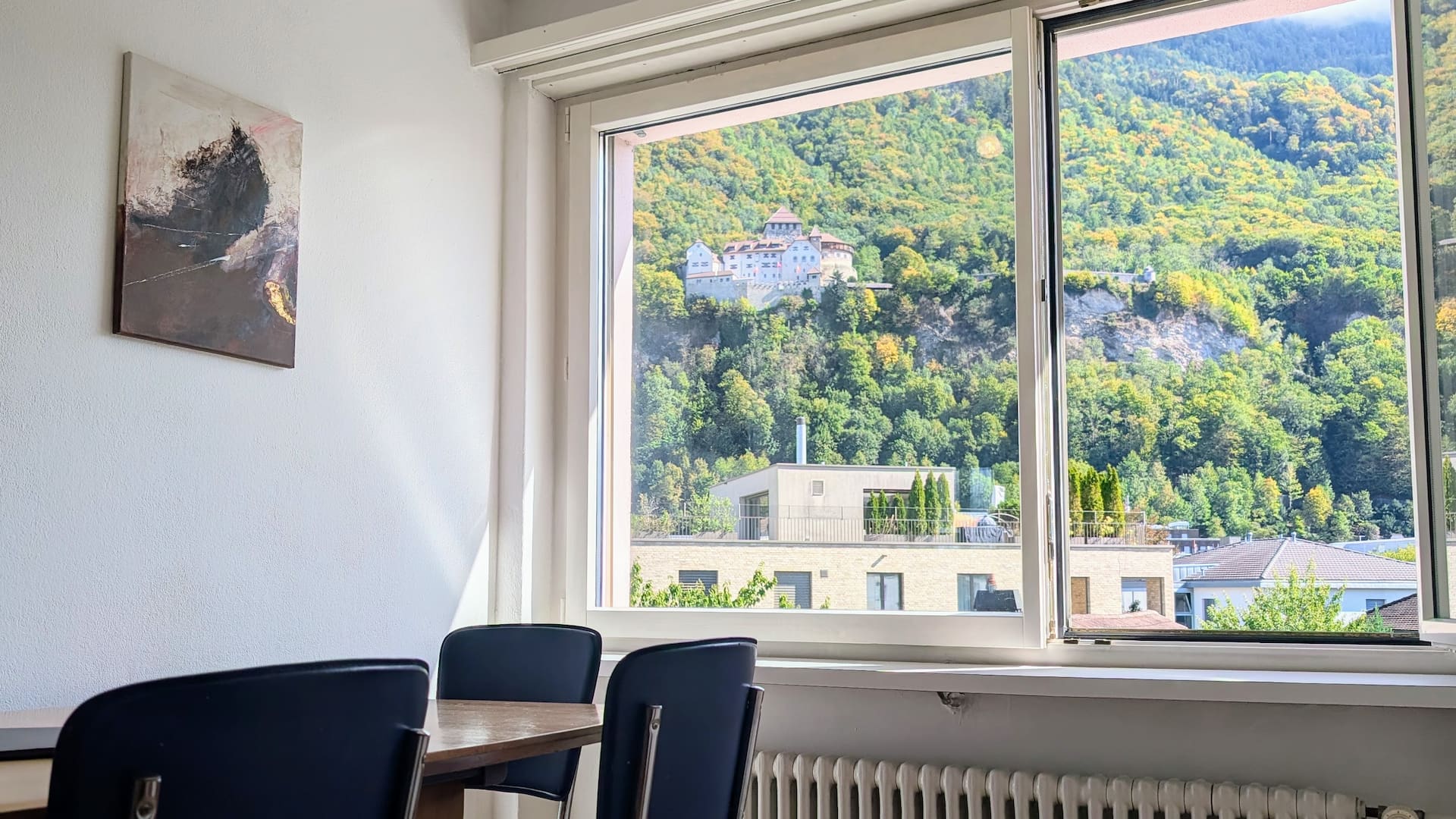 Vaduz Center 3F | Castle View, Balcony, Parking
