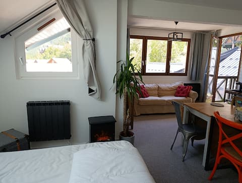 Propriété Airbnb réussie: Charming 40 m2 apartment in the heart of the resort à Oz
