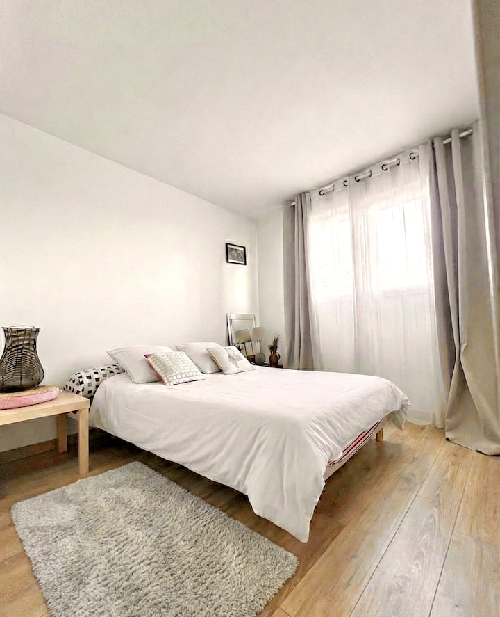 Chambre à 2 Min Du Stade De France - Saint-Denis