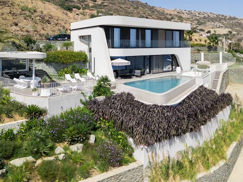 Meltemi Luxury Villa