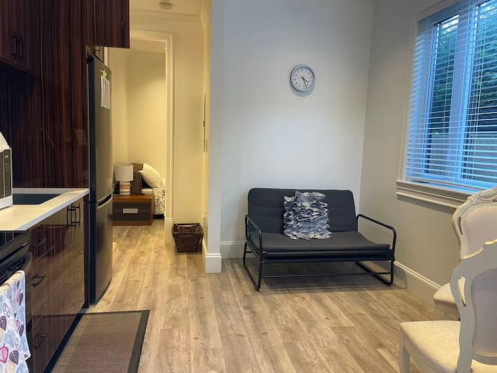 Private One-bedroom Suite - Delta