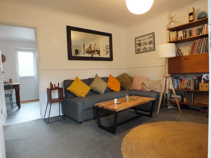 2 Bed Falmouth Artist's House With Large Garden. - Falmouth