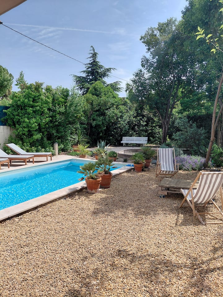 Petite Maison De Maître, Piscine, 6 Personnes - Carpentras