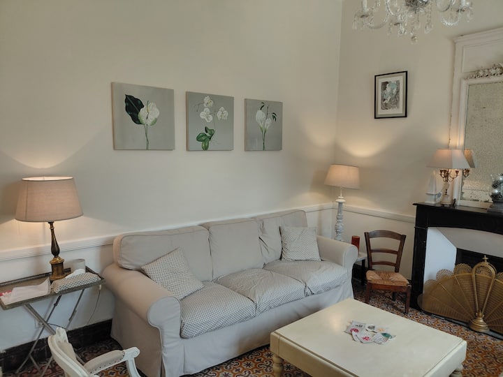 Petite Maison De Maître, Piscine, 6 Personnes - Carpentras