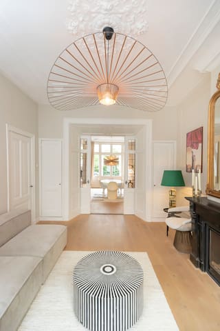 Contemporary design appartment sleeps 6