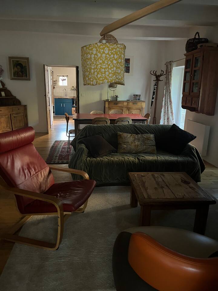 Charmante Maison De Village Avec Jardin - Hérault