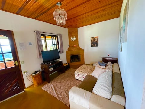 Imóvel de sucesso: Swimming pool, barbecue and stunning view em Gonçalves