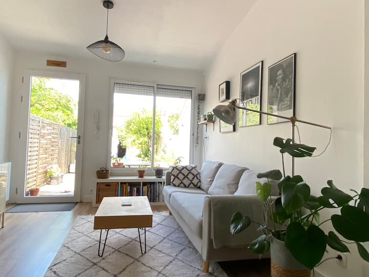 Agréable Maison De Ville  Bordeaux Bastide - Bordéus