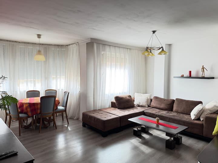 Bohemian Street Apartment - Szkopje
