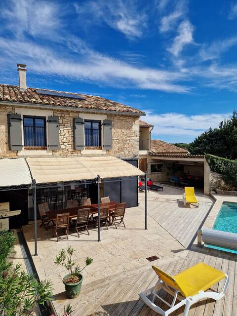 10-person cottage, heated pool:
Agnès's house