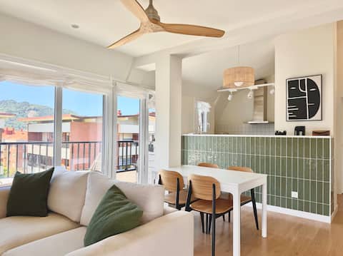 Successful Airbnb property: Loft style penthouse at the beach with 2 terraces in Zarautz