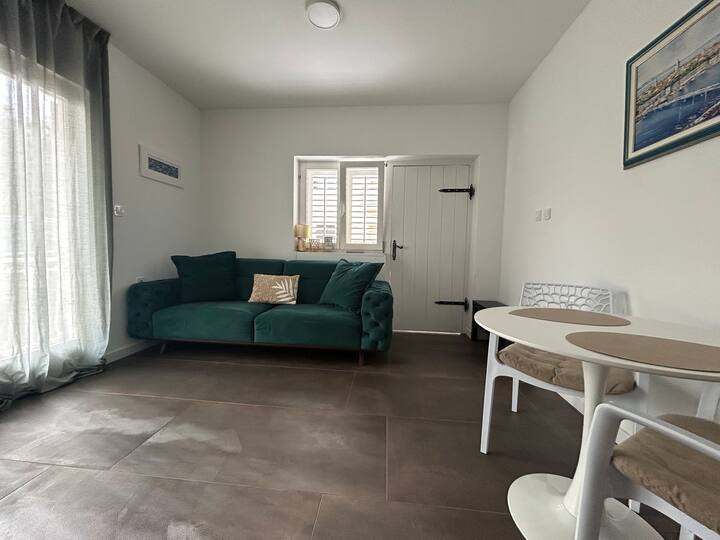 Relax Apartment+ Free Private Parking & Garden - Zadar