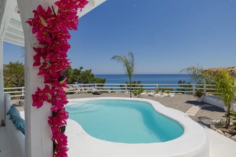 ENDLESS HORIZON AT STEGNA