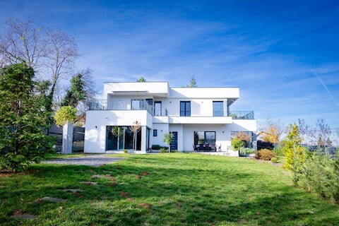 Villa with pool on Fruška Gora Tiara