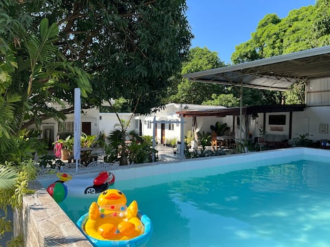 Little White Cabin (Exclusive Whole-Villa)25-28pax