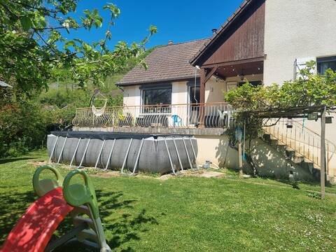 Large quiet house minutes from Dijon