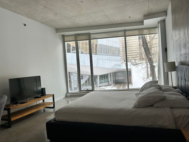 C - 03 Loft - Montréal