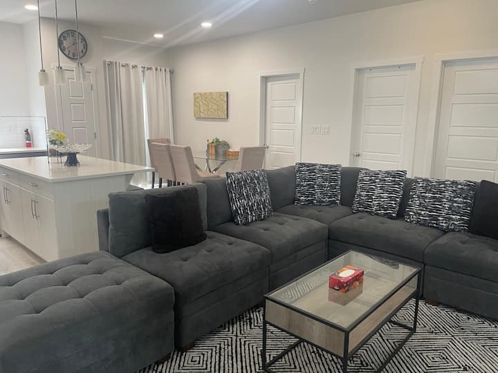 New 2 Bedroom Home With Parking Close To The City - Saskatoon