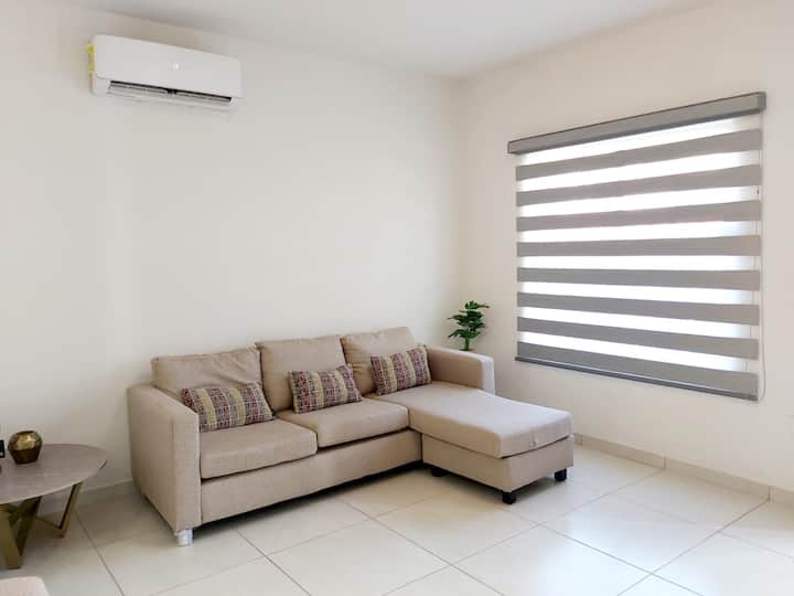 Condo / 2 Recamaras / A 5 Min Del Aeropuerto - Hermosillo