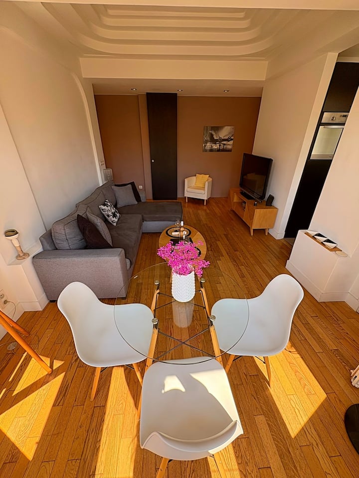 Superbe Apt Art-déco, Vue Mer, à 50m De La Plage ! - Nice