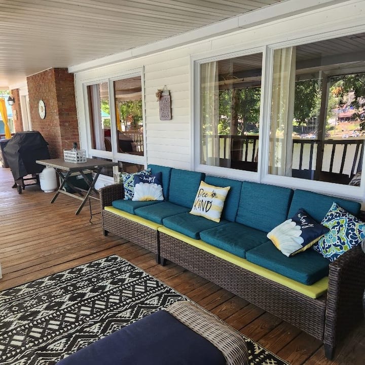 Lake Shore Home On Water With Private Boat Dock - Lewisburg, KY
