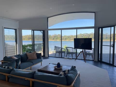 Absolute waterfront beach house
