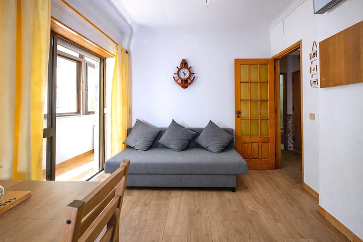 Cozy Apartment Near The Beach In Costa De Caparica - Costa da Caparica