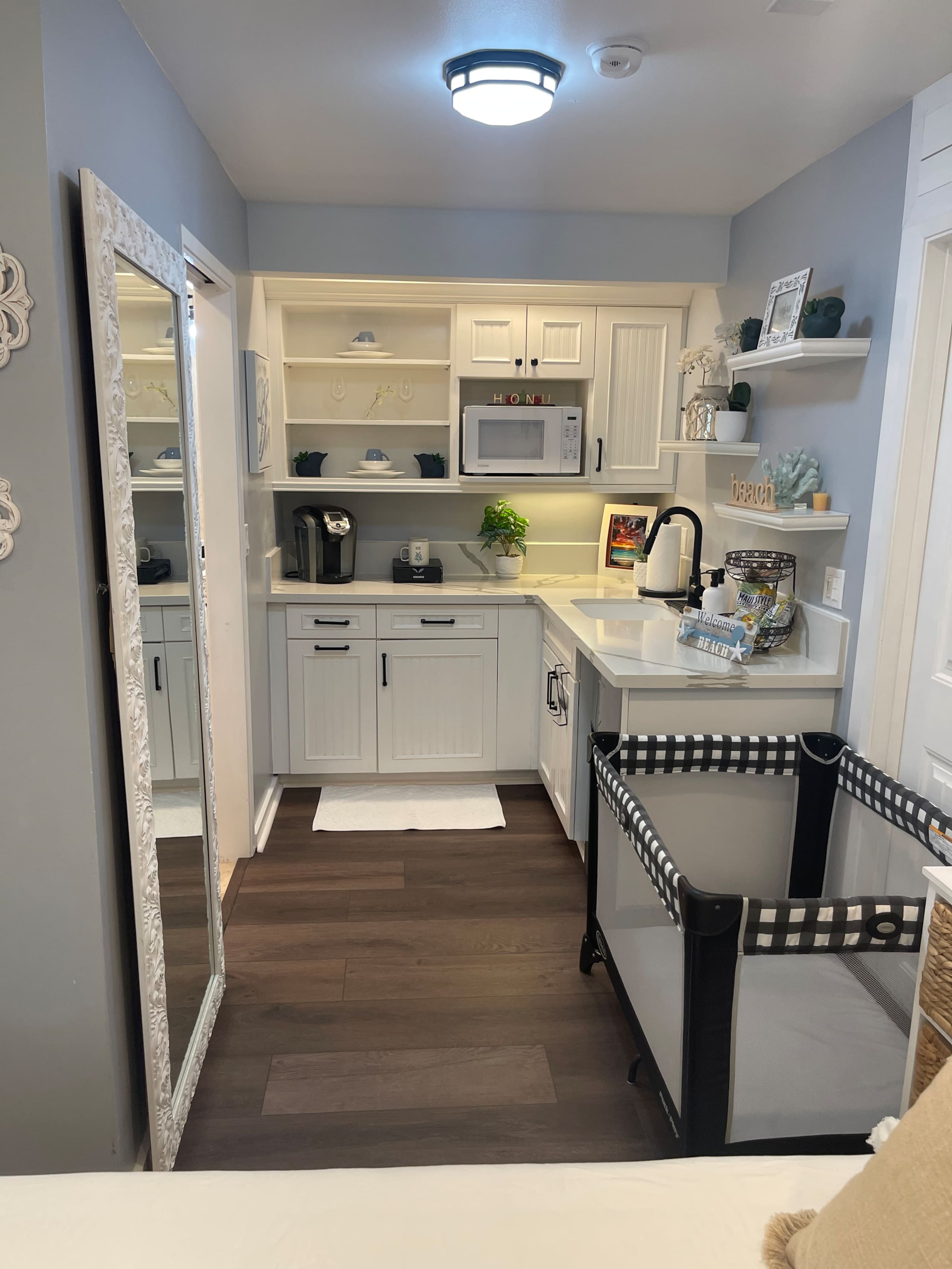 Place to stay in Kailua · ★4.96 · 1 bedroom · 2 beds · 1 private bath - Image 2