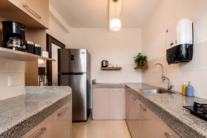 Kitchenette image 1