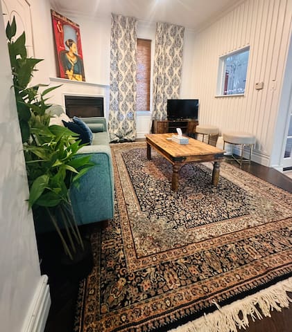 Bright 2-BR house in a historical neighborhood