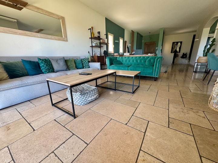 Cagnes Magnifique Villa Vue Mer, Piscine & Jacuzzi - Villeneuve-Loubet