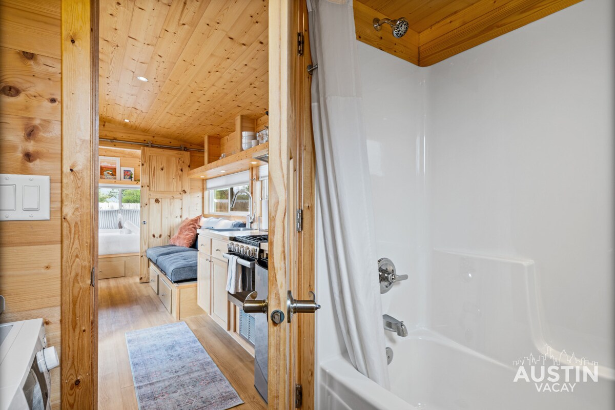 Escape & Enjoy ATX Casita Getaway