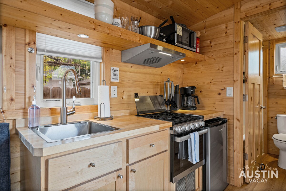 Escape & Enjoy ATX Casita Getaway