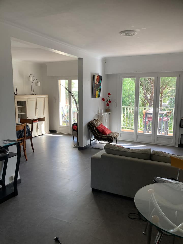 Excellent Appartement 3p A Cote Du Port - Sanary-sur-Mer